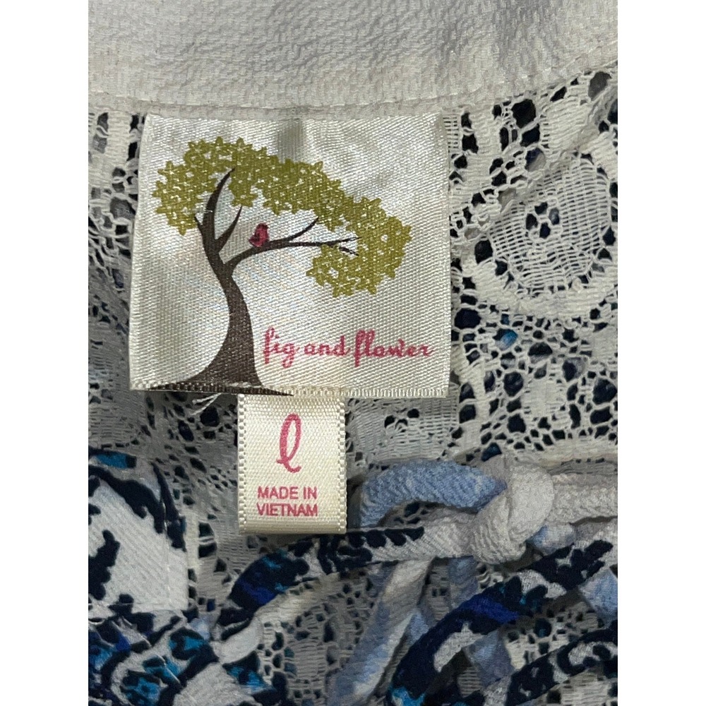 Fig and Flower Paisley Lace Back Tunic Top Women L Blue White Bell Sleeve Boho - Picture 8 of 10